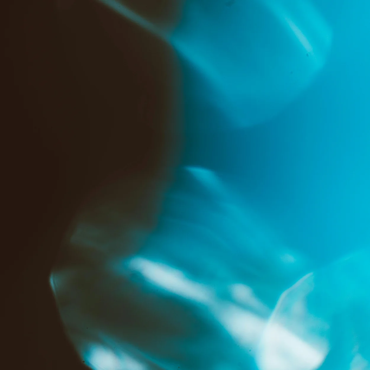 Rapamycin: Unlocking Longevity Abstract blue imagery representing rapamycin mechanism of action.